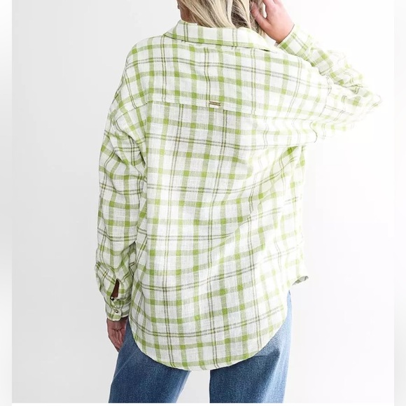 Billabong Women’s Plaid Button Down Shirt Size S Green White Long Sleeve Casual - Picture 3 of 9